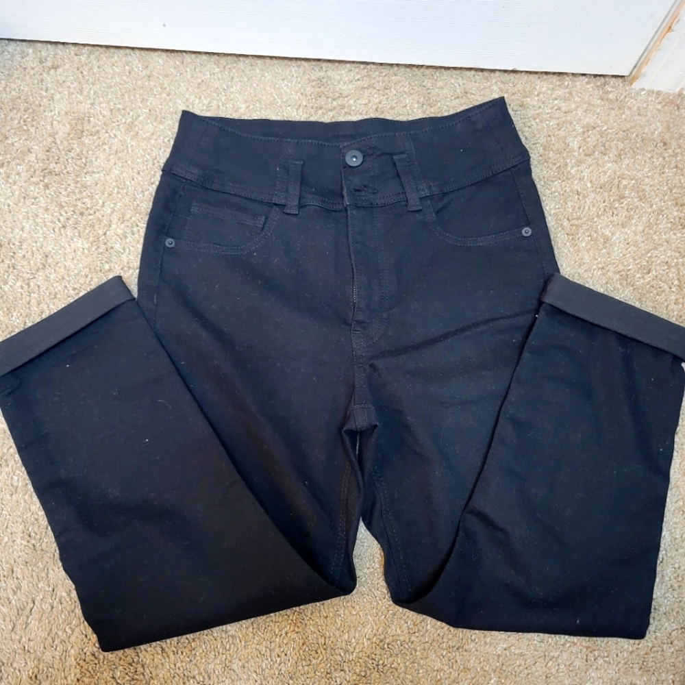 No Boundaries black jeans size 4